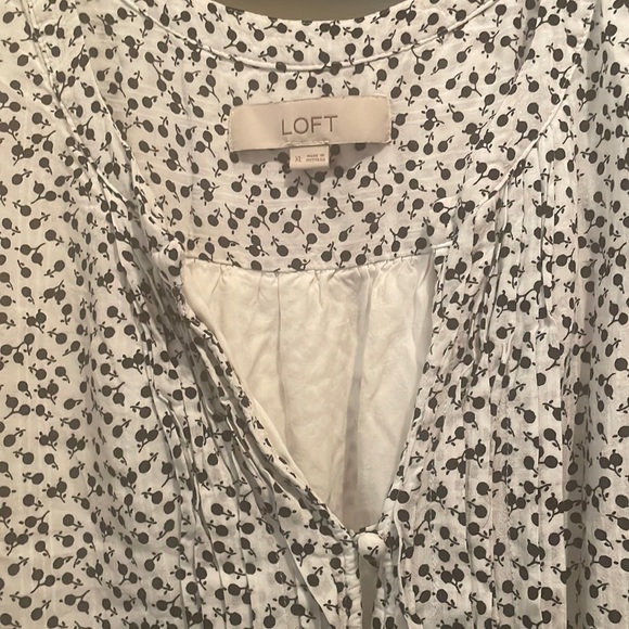 Loft Shell - Picture 3 of 5